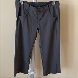 Patagonia women’s capri pant, size US 4
